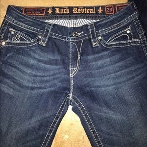 Rock revival jeans size 28